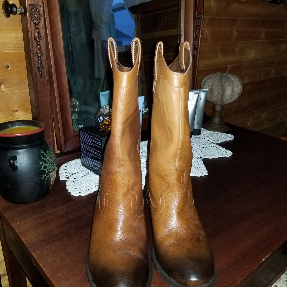 Jessica Simpson Cowgirl Boot's